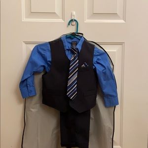 Boys Nautica suit